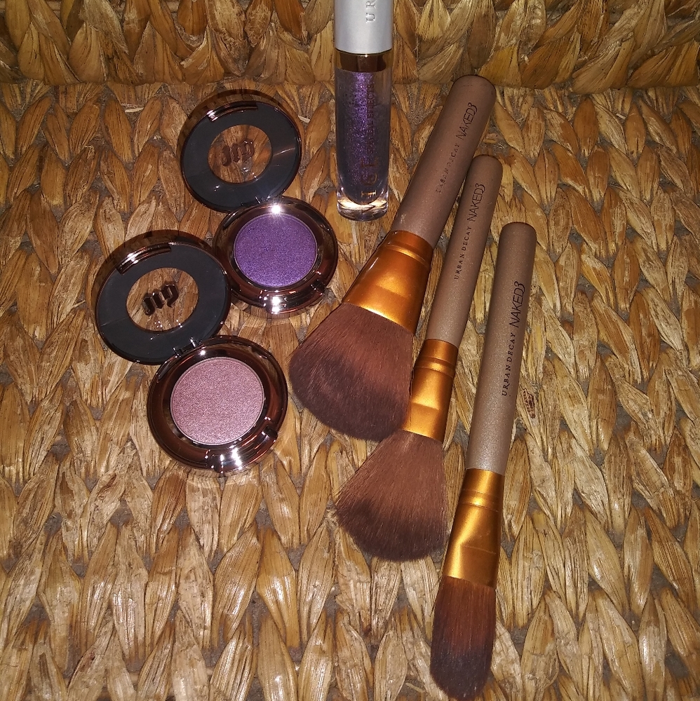 ☃️SALE ☃️LOT URBAN DECAY